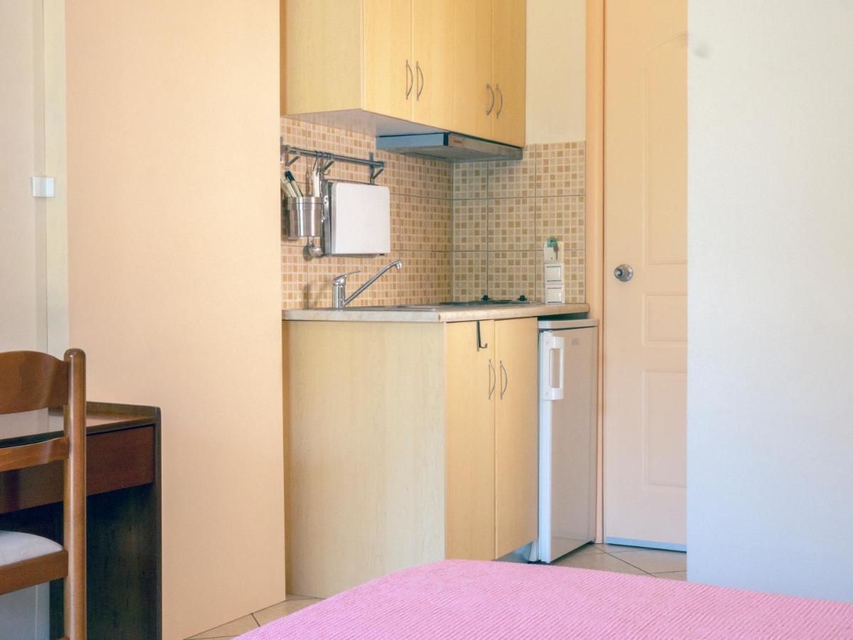 Hotel Loukas Vrachos Paralia Vrachou Bagian luar foto