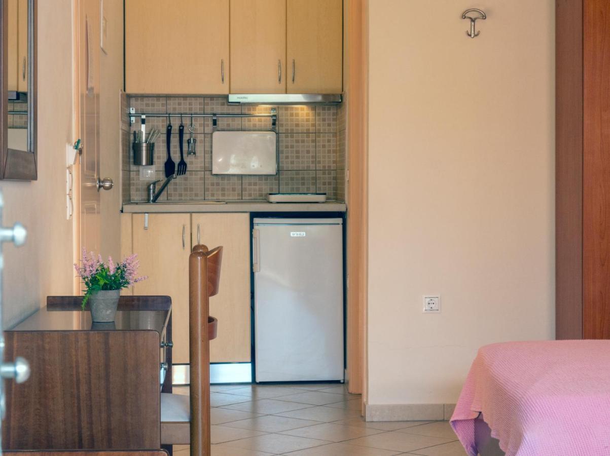 Hotel Loukas Vrachos Paralia Vrachou Bagian luar foto