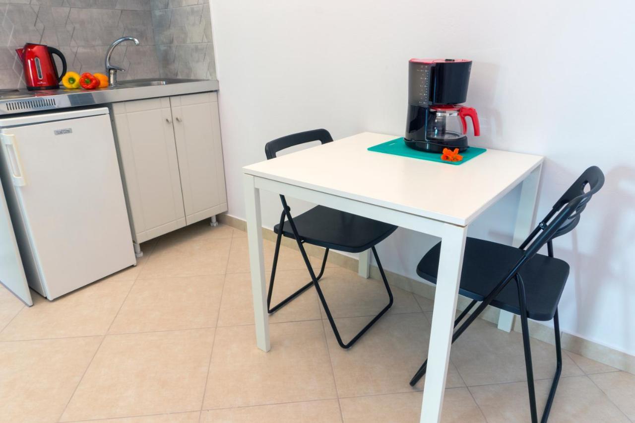 Hotel Loukas Vrachos Paralia Vrachou Bagian luar foto