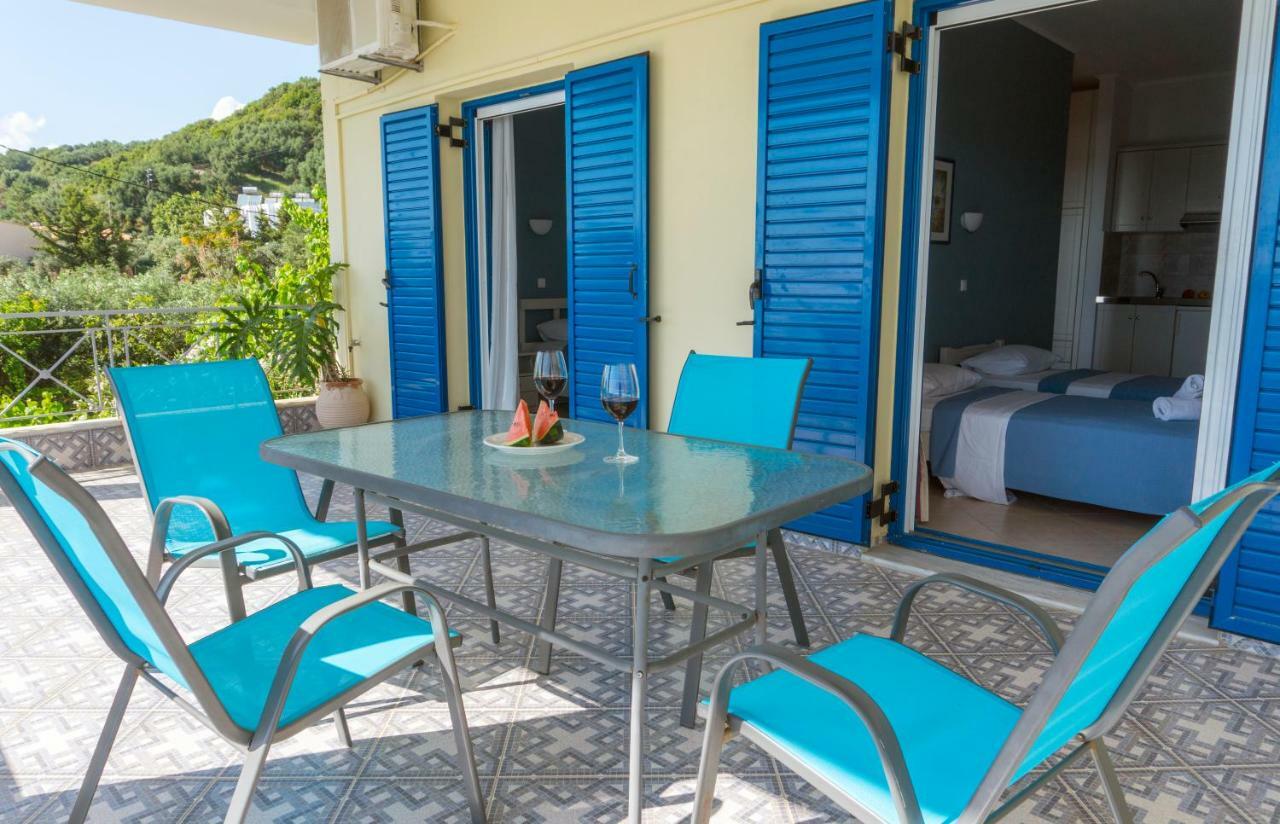 Hotel Loukas Vrachos Paralia Vrachou Bagian luar foto