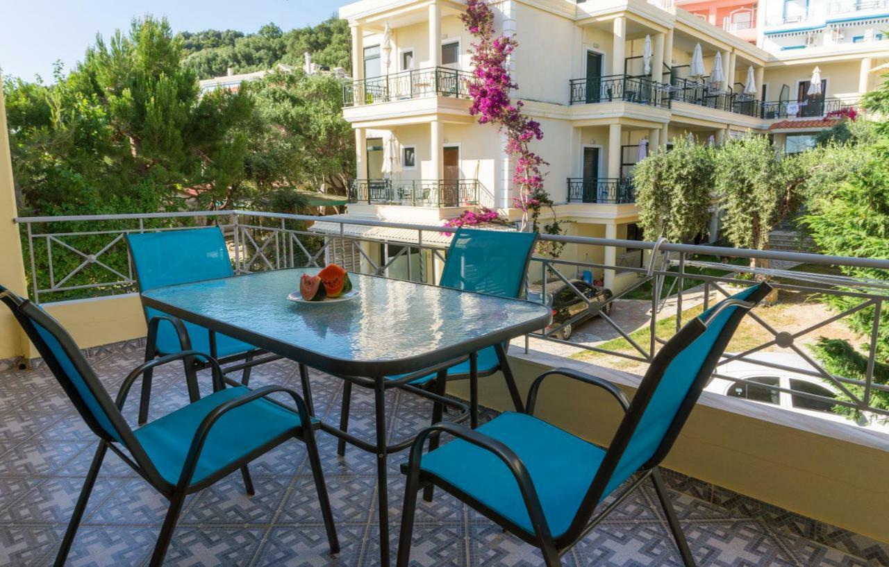 Hotel Loukas Vrachos Paralia Vrachou Bagian luar foto