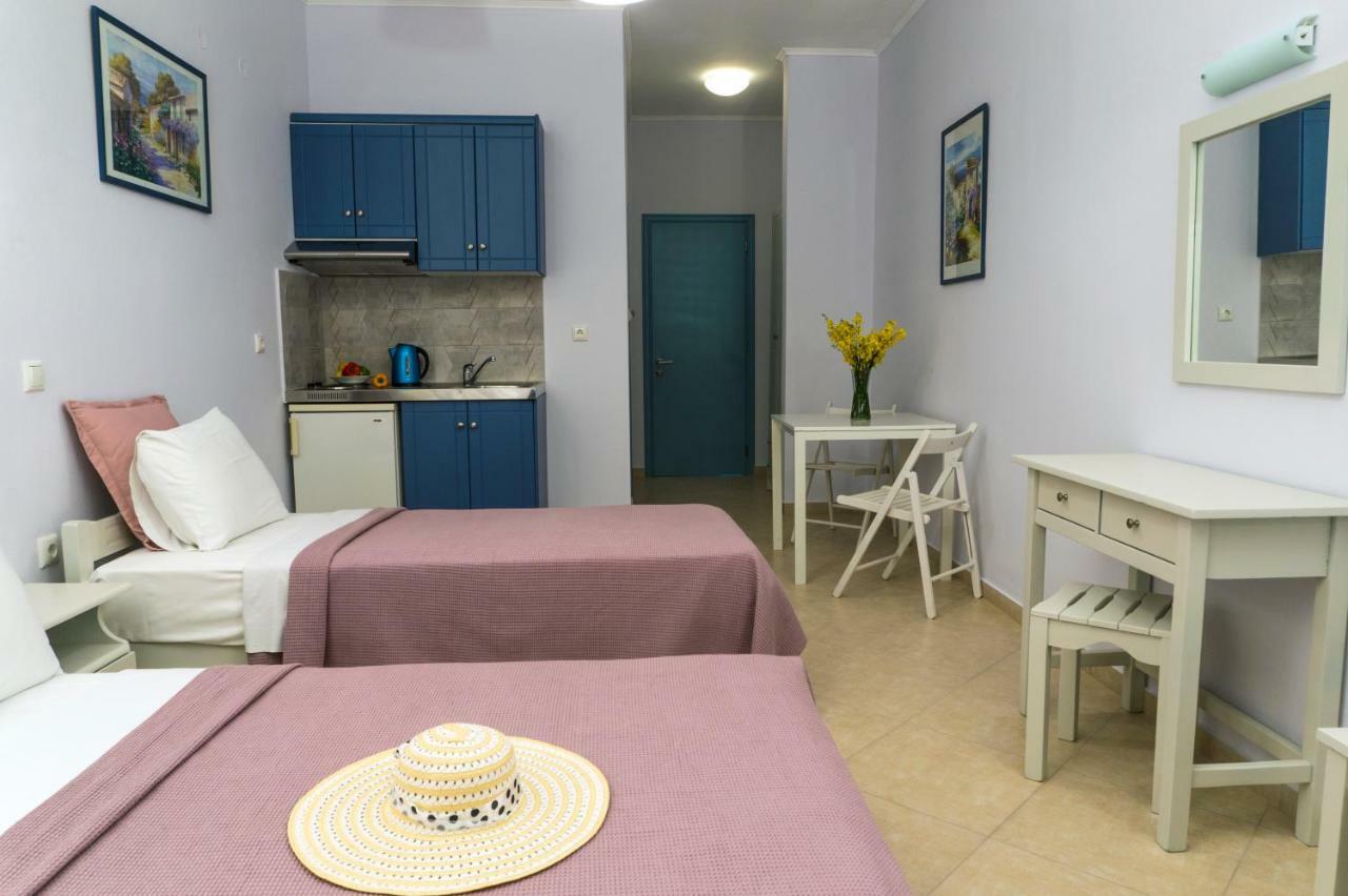 Hotel Loukas Vrachos Paralia Vrachou Bagian luar foto